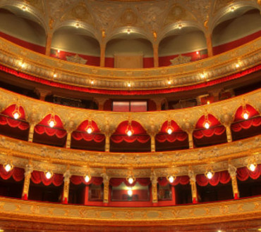 What to Wear to the Opera
