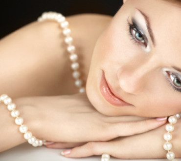 What to Wear with Pearls